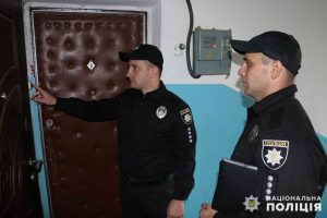 Поліцейська мобільна група з протидії домашньому насильству опрацювала близько 250 звернень від мешканців Слов’янська та району
