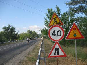 Дорога на Святогорск: Выполнена большая часть ремонта моста через реку Северский Донец