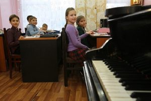 В Славянске обещают филиалы Школы искусств