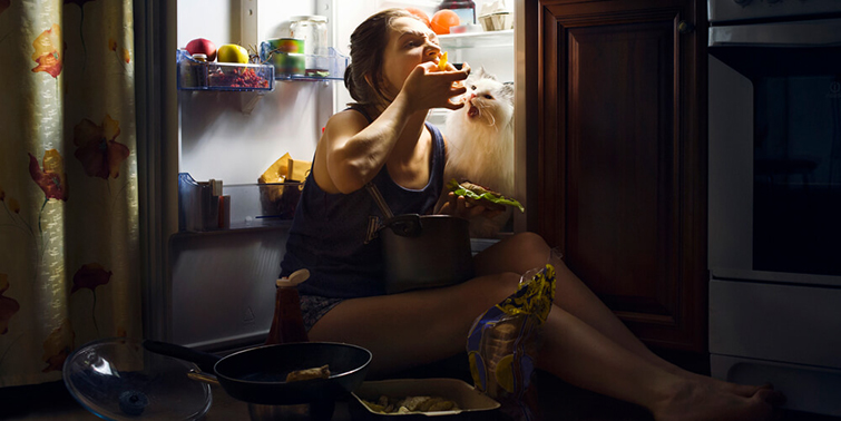 За скільки годин до сну можна їсти: дієтолог дала відповідь