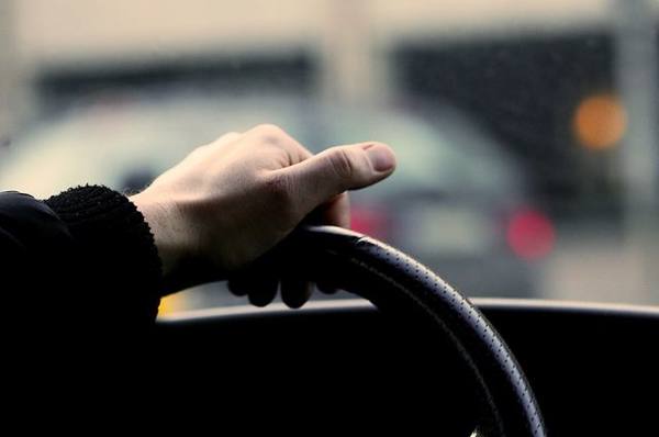 Пьяный житель Краматорска угнал автомобиль, а когда протрезвел — вернул обратно