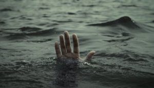 При подготовке к празднику Ивана Купала в Дружковке утонул сотрудник коммунального предприятия