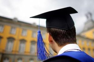 Сколько придется заплатить за обучение в престижных вузах Украины: цены за контракт