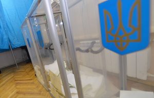 Будут ли голосовать на выборах переселенцы и жители неподконтрольного Донбасса