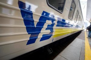 Железнодорожникам повысили зарплату