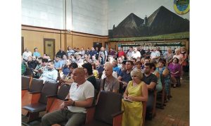 «Погасить задолженность и повысить зарплату», – горняки Донбасса обратились к президенту Зеленскому