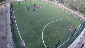 На футбольной площадке в СШ №17 установлена камера видеонаблюдения