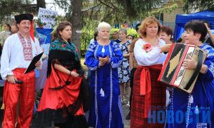 В поселке Мирном состоялись народные гуляния