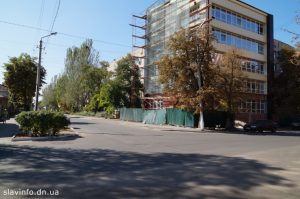 Мешканці міста створили петицію про тротуари до «Прозорого офісу»