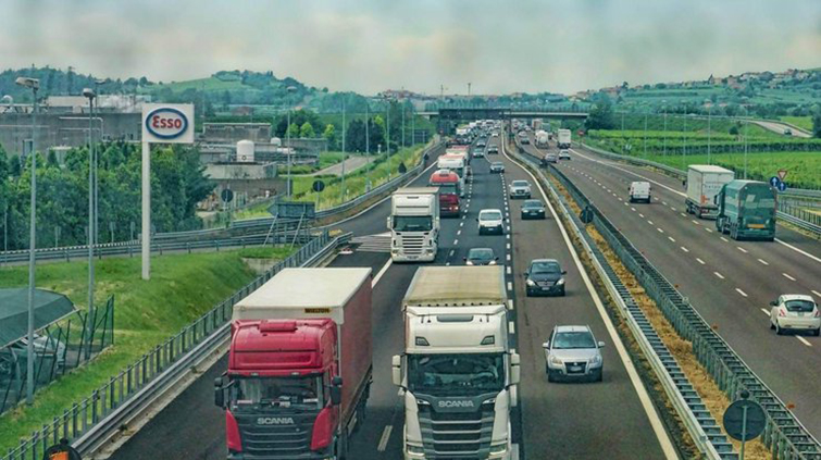 Вступил в силу закон о штрафах за разрушение дорог