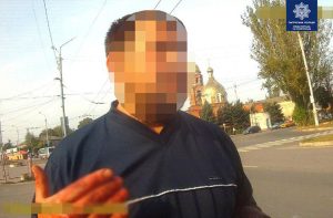 Хотел покончить с собой. В Славянске мужчина порезал себе вены и скрылся