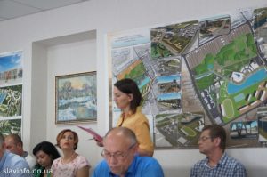 Знову по 4 гривні: з’явився документ про повернення до старої вартості проїзду у тролейбусах