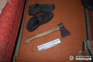 Двое жителей Славянска топором и ломом убили своего знакомого