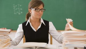 В Славянске объявлен конкурс на лучшего педагога