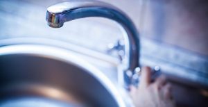 Жители Славянска жалуются на некачественное представление услуг Водоканалом