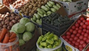 Насколько подорожали овощи, фрукты, крупы и другие растительные продукты из-за плохого урожая
