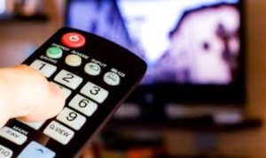 Заказные новости и пиар олигархов: как телеканалы Донетчины придерживаются стандартов журналистики