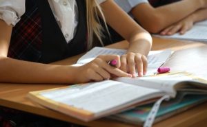 Украинцы подняли на смех школьный учебник по истории