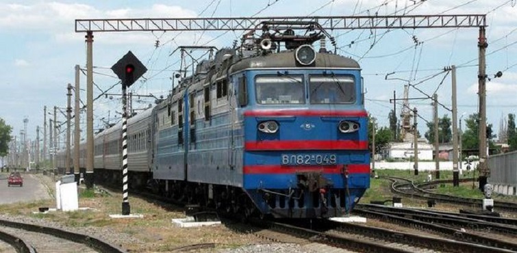 Билеты на поезда из Донбасса теперь продаются за 45 суток – Укрзализныця
