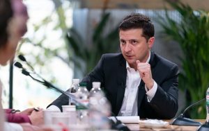Пресс-марафон Зеленского продлился 14 часов и побил мировой рекорд