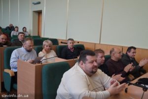 Депутати з другої спроби погодили питання компостного центру