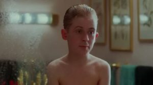 “Сдачу оставь себе, грязное животное”: новая версия “Один дома” потрясла сеть