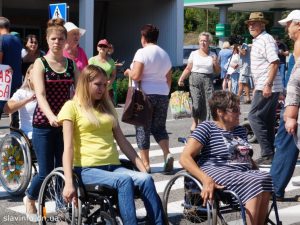 Королевська та Солод не голосували за закон, захищаючий права людей з інвалідністю