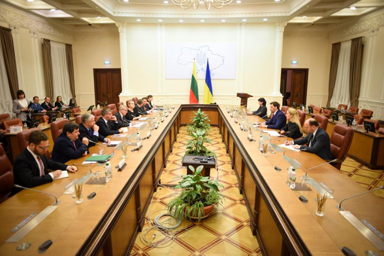 Кабмин решил создать Госагентства в сфере культуры, искусства, спорта и туризма, – нардеп Гончаренко