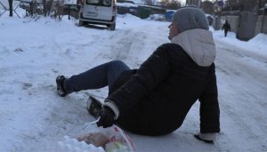 До 30 тысяч грн: как славянсцам получить компенсацию за «полеты» в гололед?