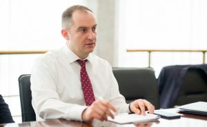 Украинцам с маленькой зарплатой снизят налоги