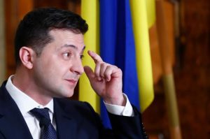 СМИ узнали об идее Зеленского создать на Донбассе «муниципальную стражу»