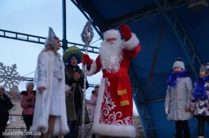 На Соборній площі продовжується святкування Нового року