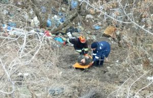 В Донецкой области мужчина упал в 20-метровый овраг