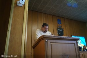 Відкликання депутатів: звернення до правоохоронців та розбірки на Соборній площі