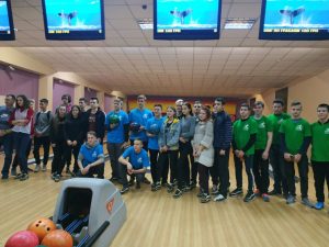 Загальноосвітні школи Слов’янська позмагались у відбірковому турі чемпіонату з боулінгу