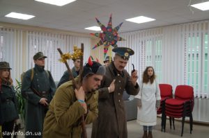 Замість Ірода – Сталін, Чорт з НКВД: повстанський вертеп у Слов’янську