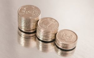 Цены на газ, зарплаты, налоги для ФЛП и новые почтовые тарифы: что меняется с 1 января 2020