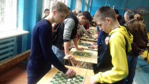 У Слов’янську пройшов Чемпіонат Слов’янського району з шашок, шахів, настільного тенісу серед учнів ЗОШ І-ІІІ