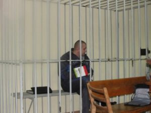 9 років за гратами: апеляційний суд підтвердив вирок колишньому міліціонеру, але родичка загиблих боїться, що злодій збіжить