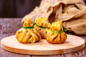 ТОП-5 необычных рецептов из блинов на Масленицу