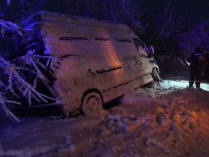 На дорогах Донетчины из-за погодных условий сохраняется сложная обстановка