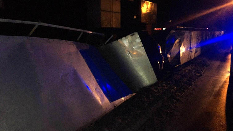 ДТП у Краматорську: водій Opel Astra скоїв наїзд на металевий паркан