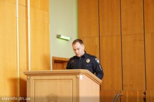 На звіті патрульної поліції депутати не почули відповідей
