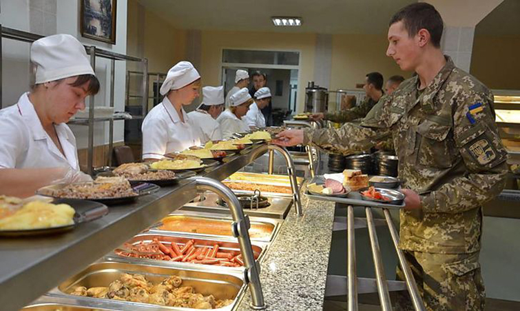 Усі бойові частини ЗСУ перейшли на нову систему харчування