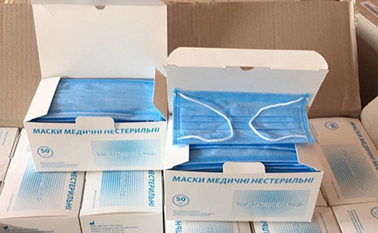 Уряд розпорядився передати до лікарень конфісковані маски, медичні халати й рукавички