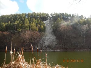Интересные места на берегу Донца в окрестностях Богородичного. Фотофакт