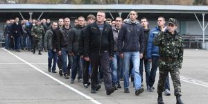Зеленский перенес весенний призыв