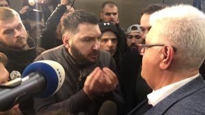 Ветераны “Азова” прервали презентацию Нацплатформы примирения Сивохо