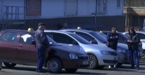 В Краматорске таксисты наживаются на проблеме с междугородными перевозками