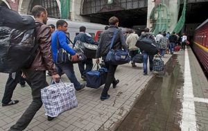 В МИД объяснили запрет на выезд заробитчан